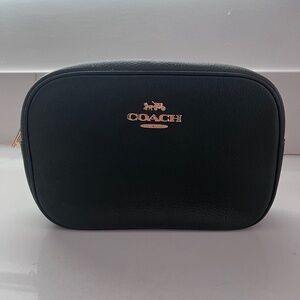 Coach Jamie Mini Pebbled Leather Camera Crossbody Bag – Evergreen